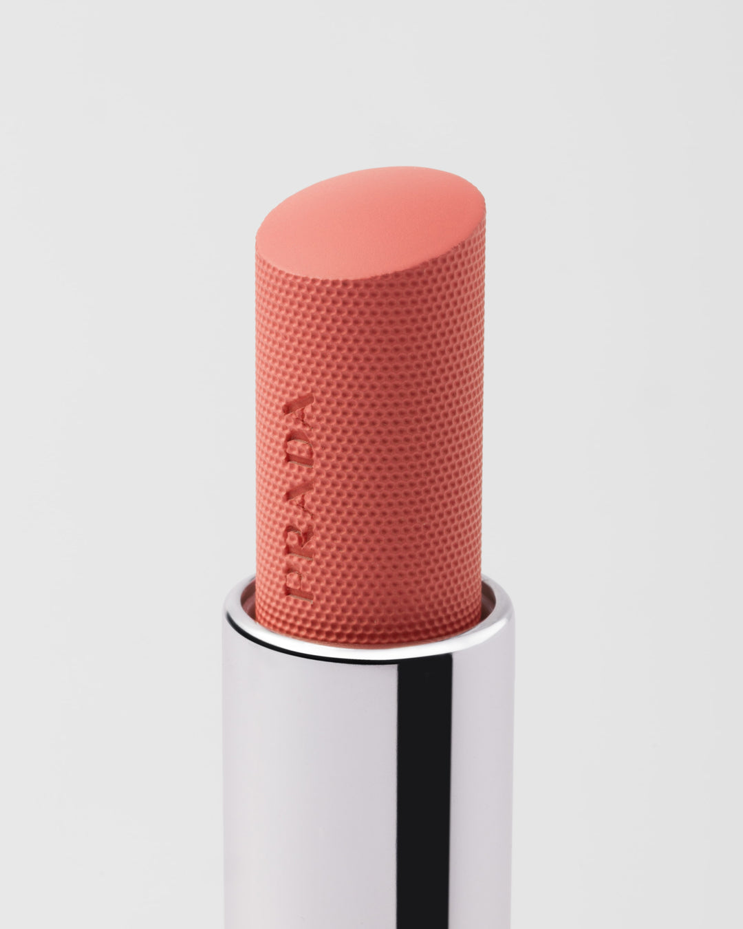 Son PRADA Light Glowing Lip Color #U019 Brown