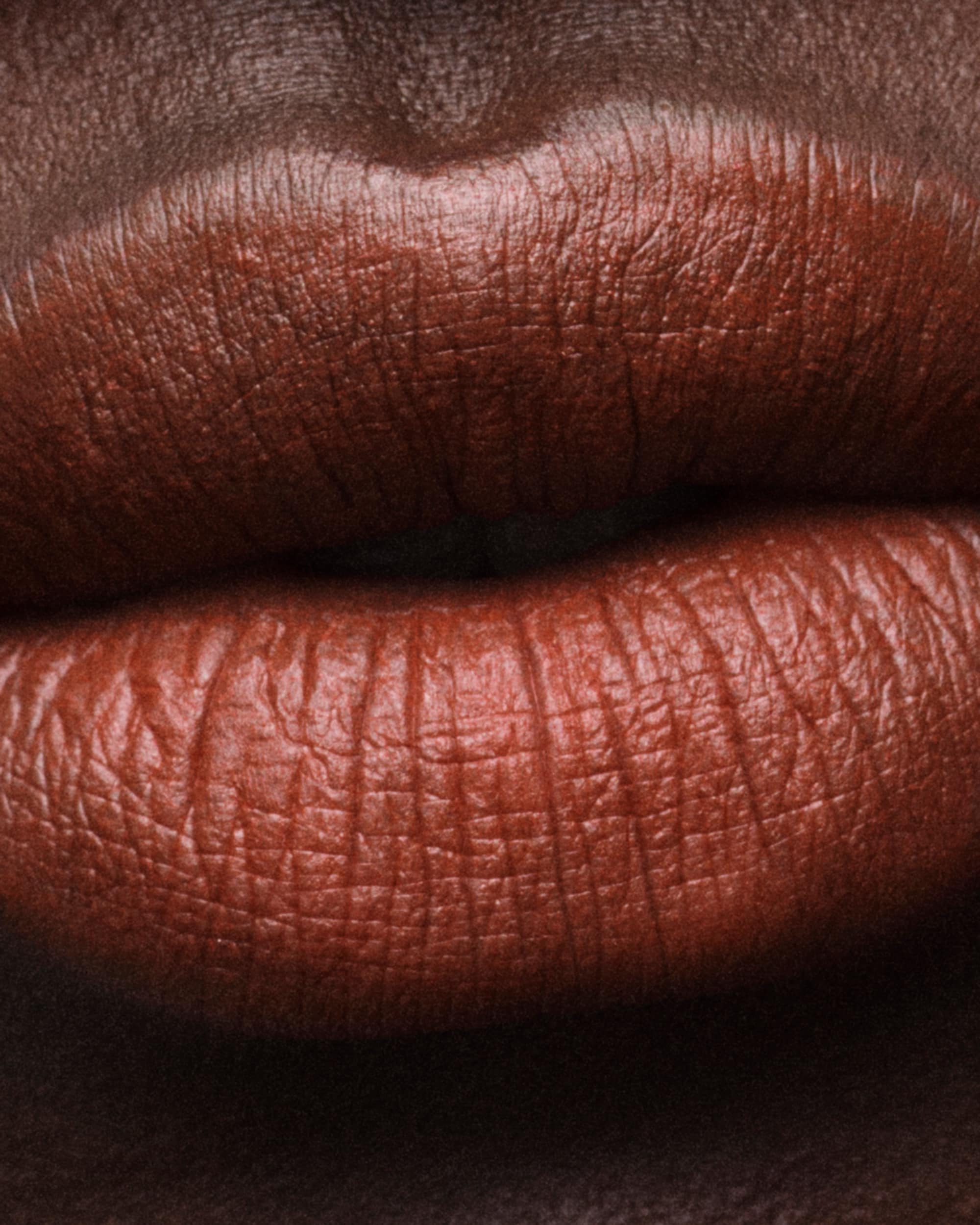 Son PRADA Monochrome Hyper Matte Lipstick #B05 Fauve - Kallos Vietnam