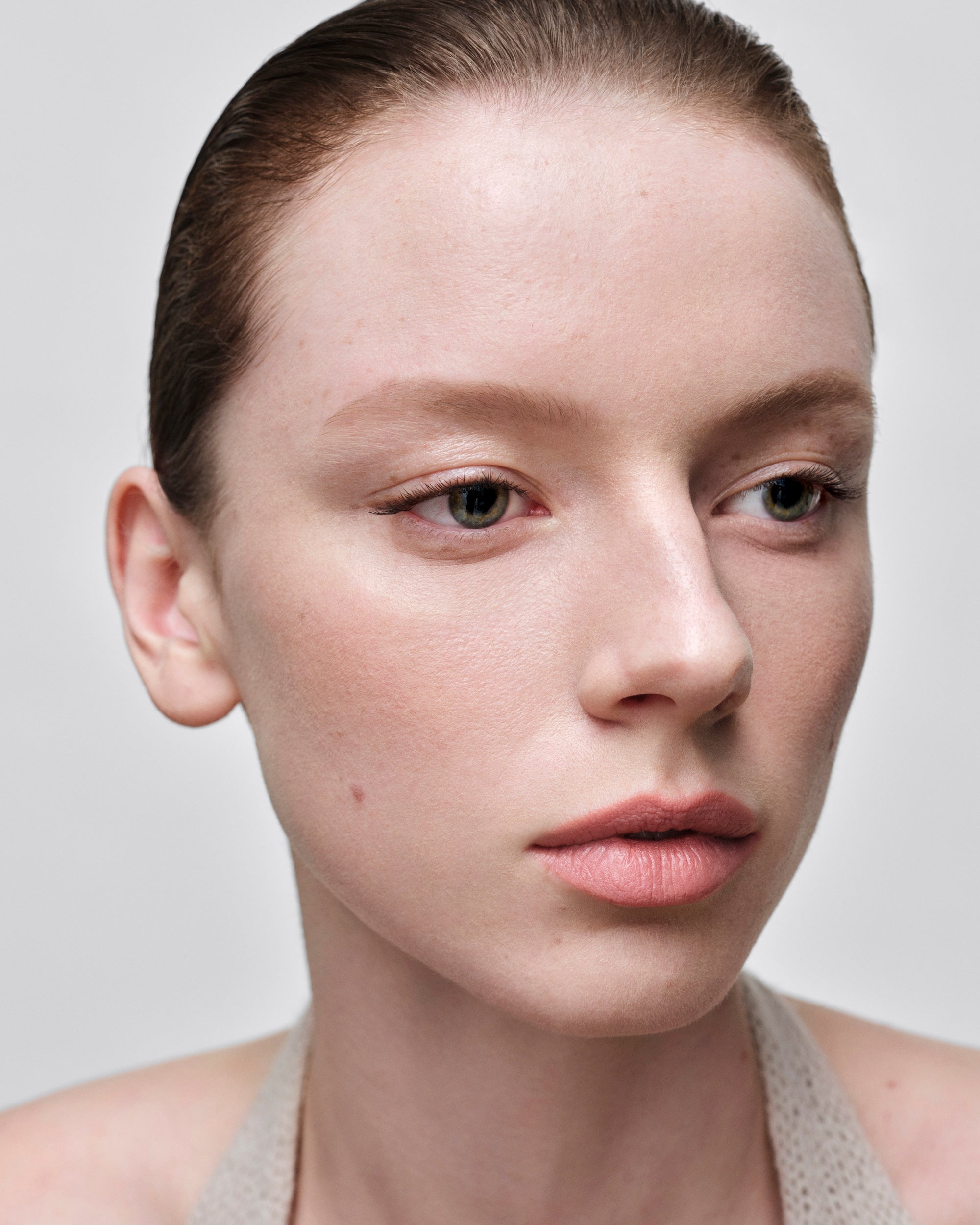 Son PRADA Monochrome Hyper Matte Lipstick #B11 Alabaster - Kallos Vietnam