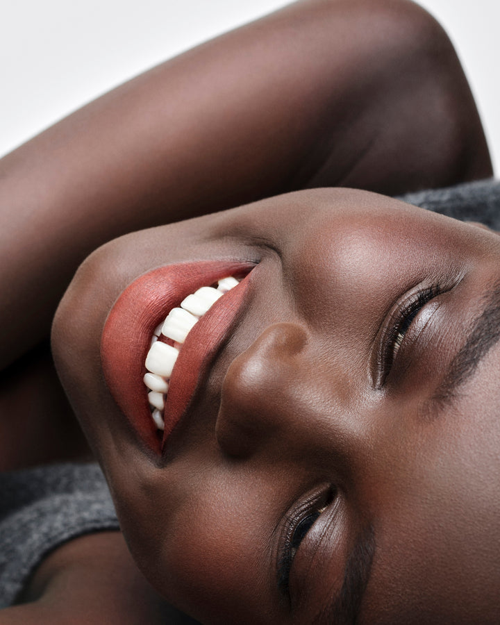 Son PRADA Monochrome Hyper Matte Lipstick 