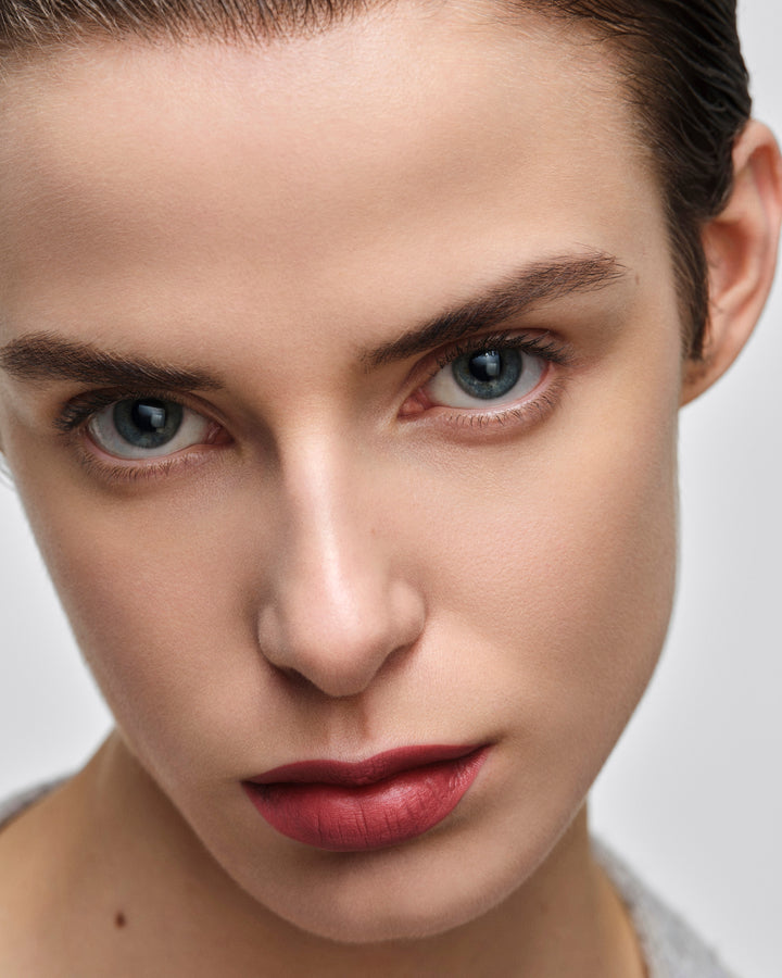 Son PRADA Monochrome Hyper Matte Lipstick 