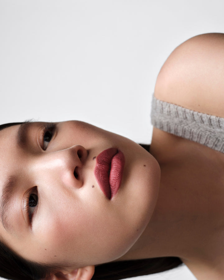 Son PRADA Monochrome Hyper Matte Lipstick 
