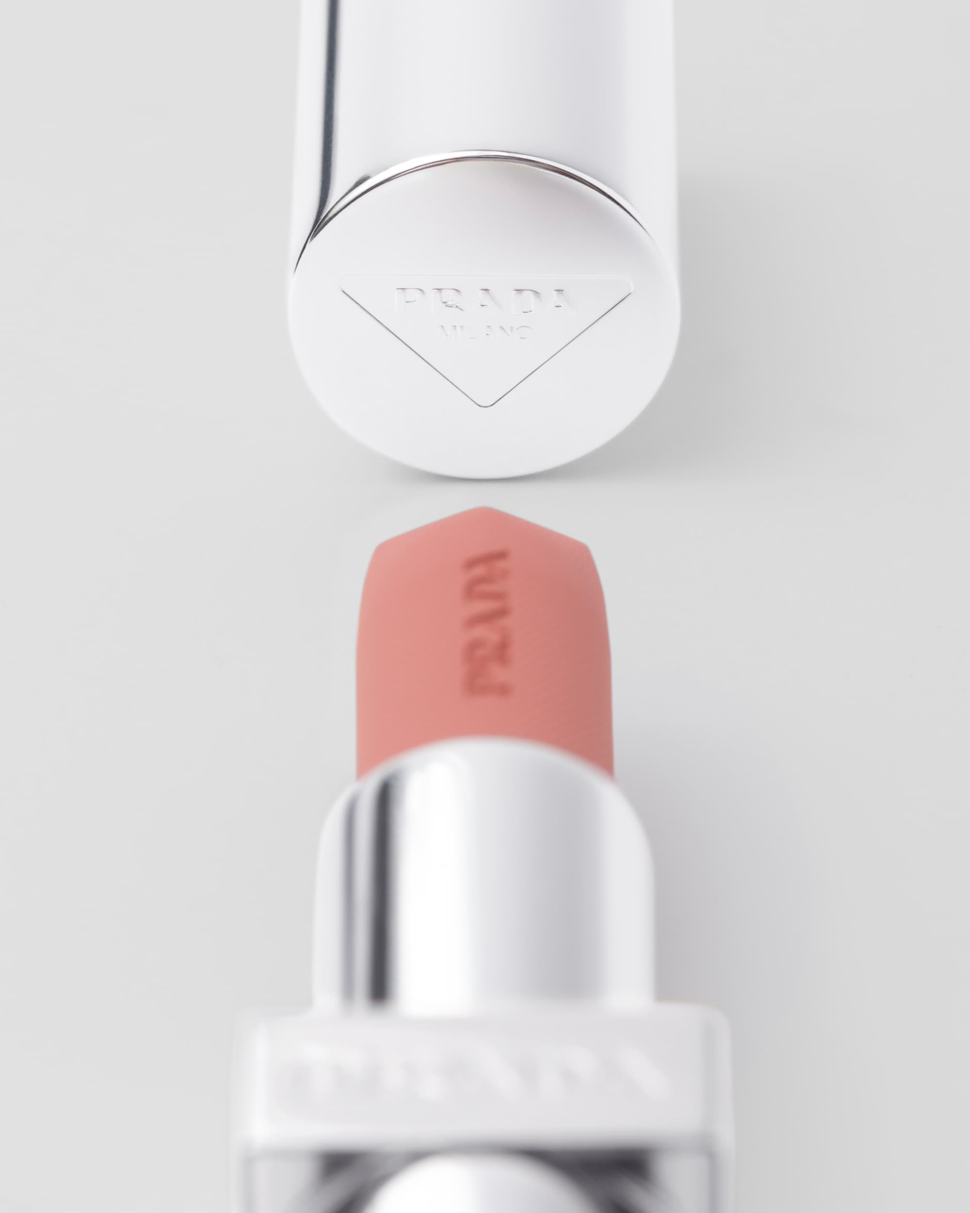 Son PRADA Monochrome Soft Matte Lipstick #B101 Tiepolo - Kallos Vietnam