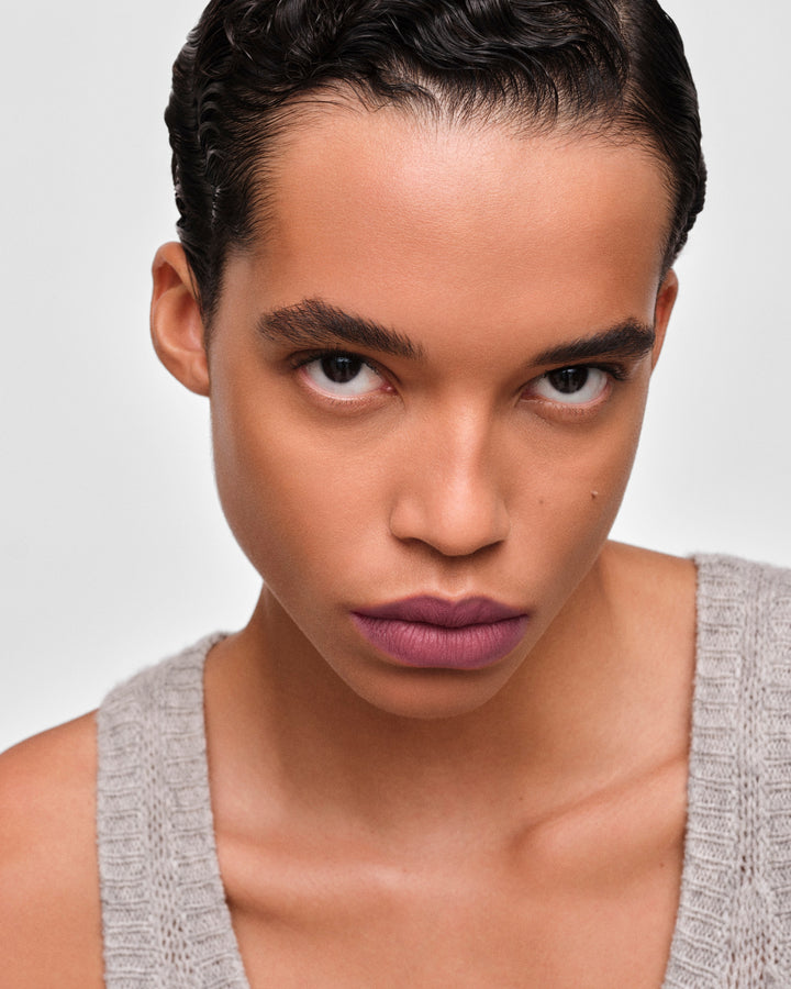 Son PRADA Monochrome Soft Matte Lipstick 