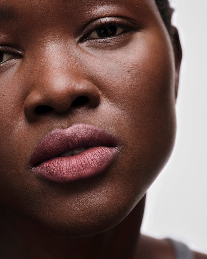Son PRADA Monochrome Soft Matte Lipstick 