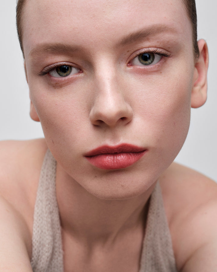 Son PRADA Monochrome Soft Matte Lipstick 