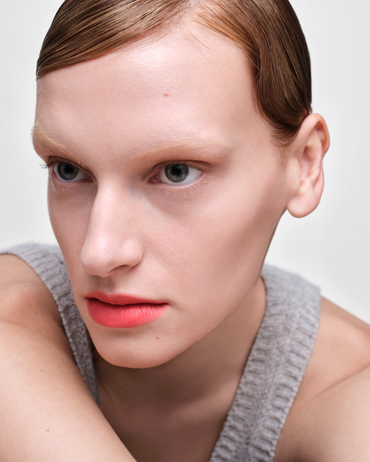 Son PRADA Monochrome Soft Matte Lipstick 