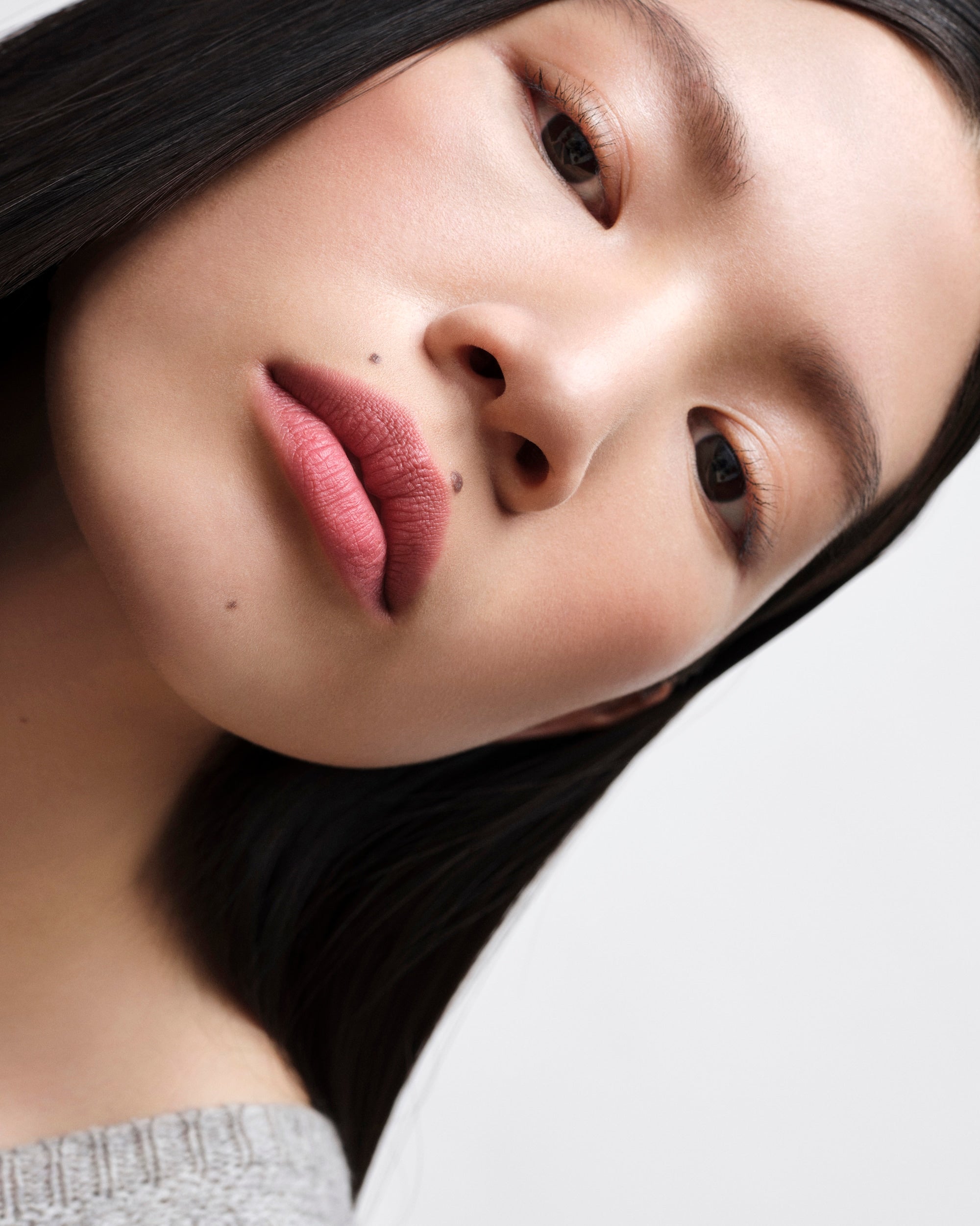 Son PRADA Monochrome Soft Matte Lipstick #P158 Meranti - Kallos Vietnam