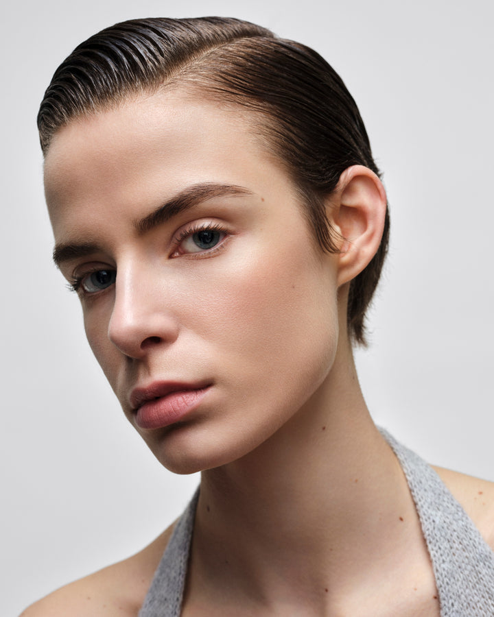Son PRADA Monochrome Soft Matte Lipstick 