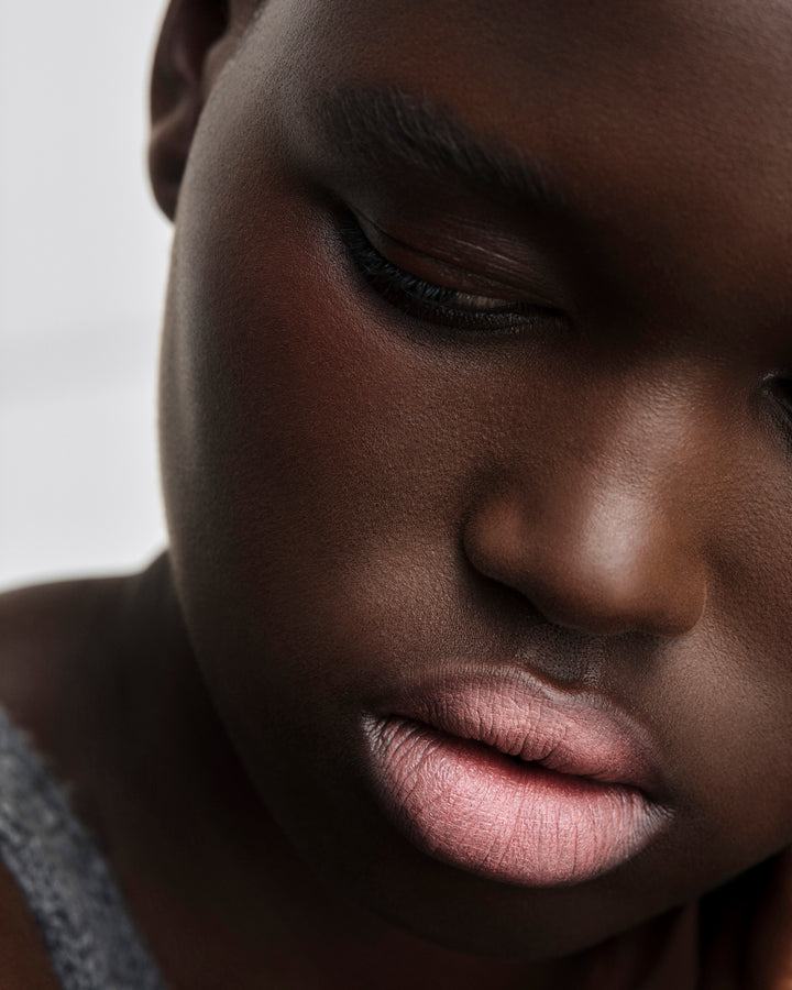 Son PRADA Monochrome Soft Matte Lipstick 