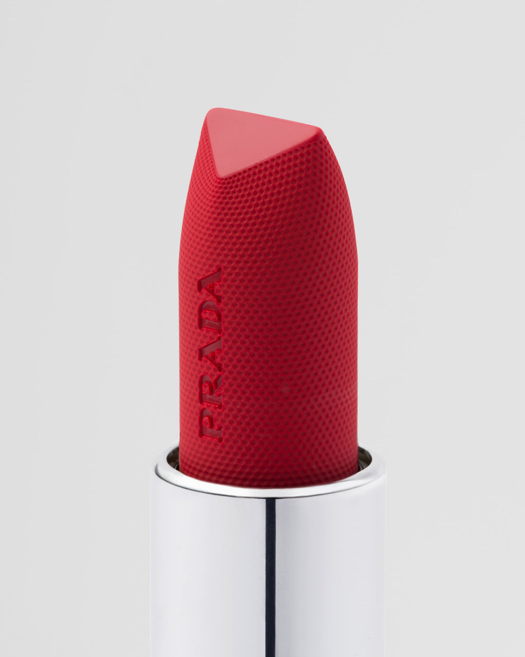 Son PRADA Monochrome Soft Matte Lipstick #R129 Lacca