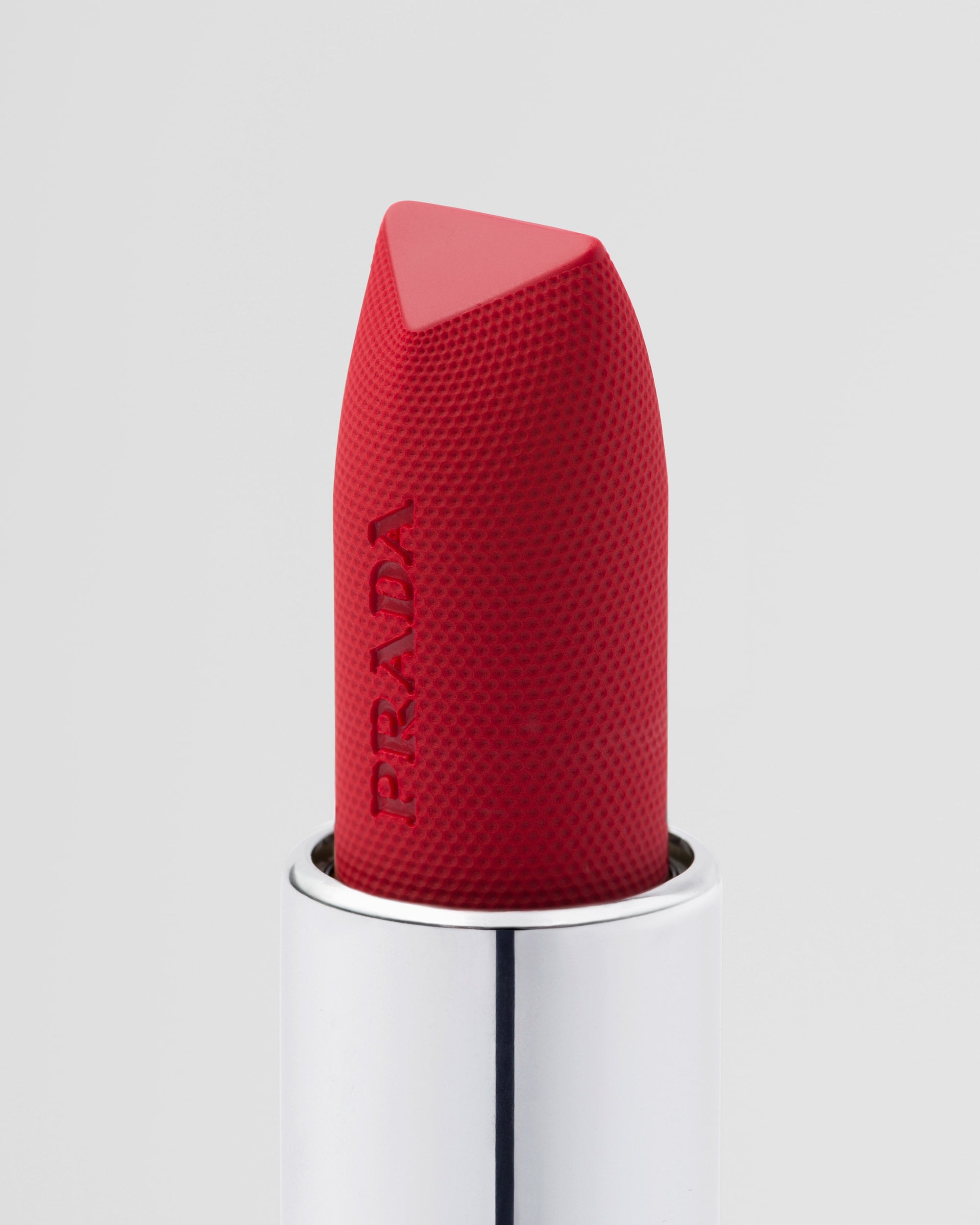 Son PRADA Monochrome Soft Matte Lipstick #R129 Lacca - Kallos Vietnam