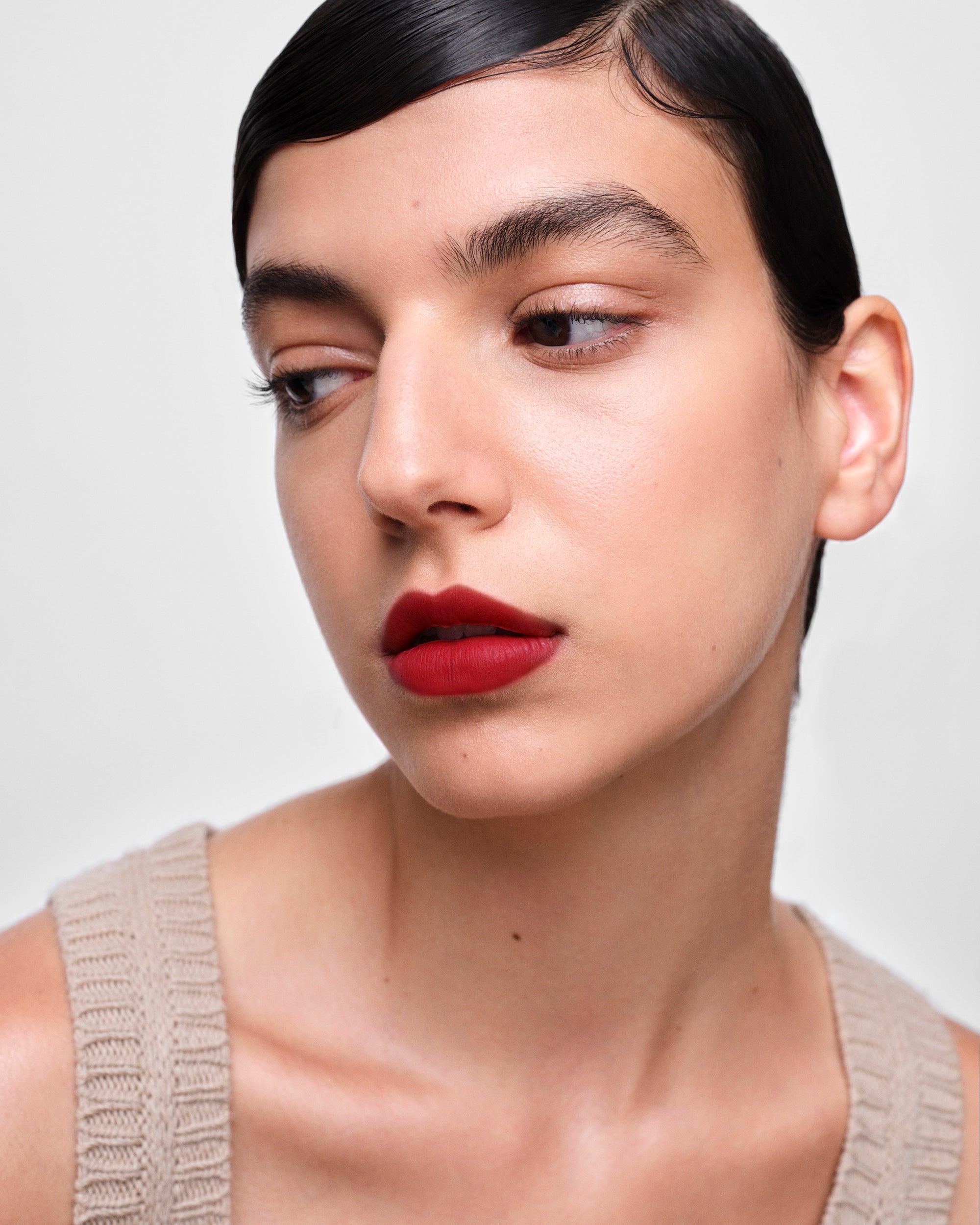 Son PRADA Monochrome Soft Matte Lipstick #R129 Lacca - Kallos Vietnam