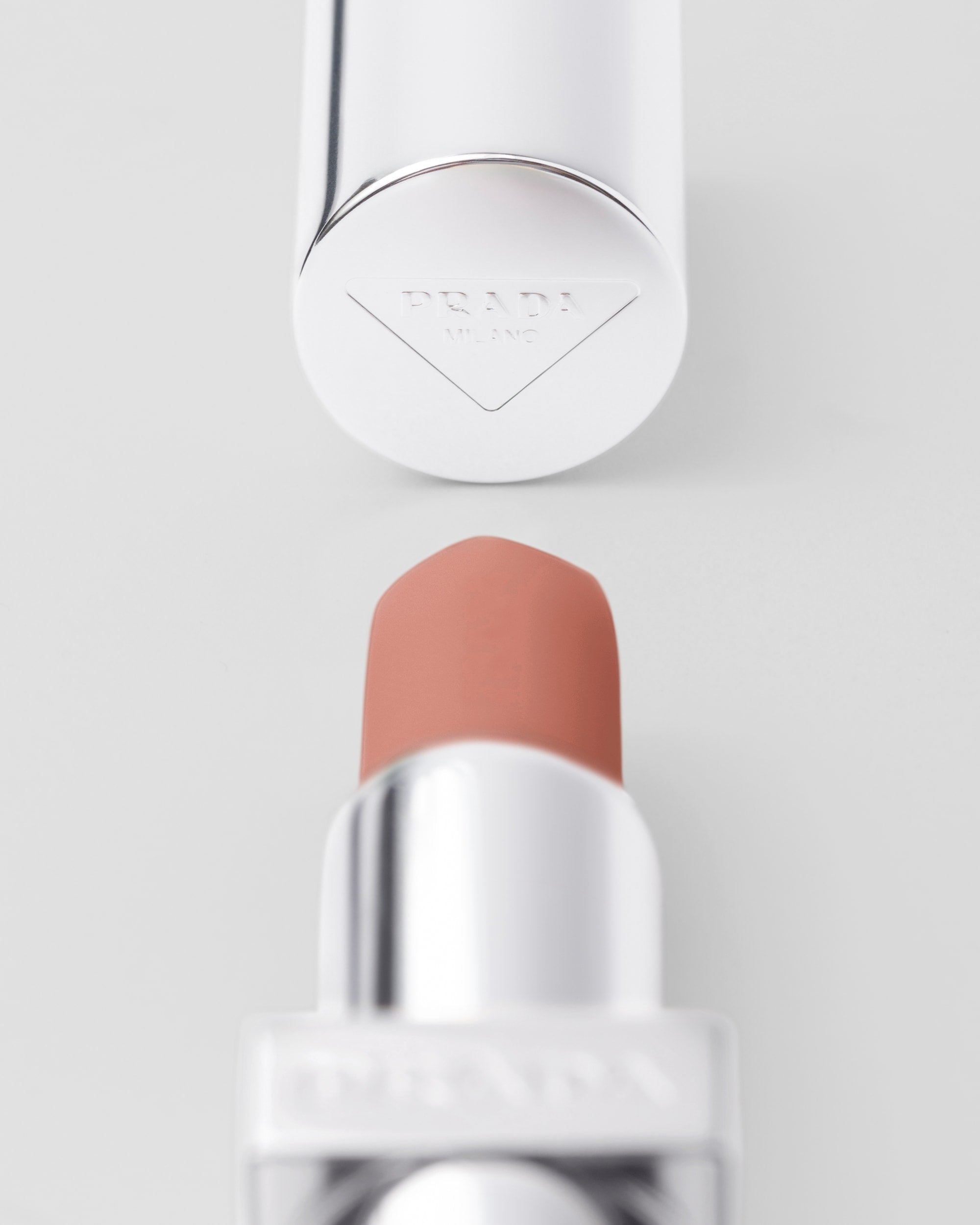 Son PRADA Optimizing Care Lip Balm #U011 Noisette - Kallos Vietnam
