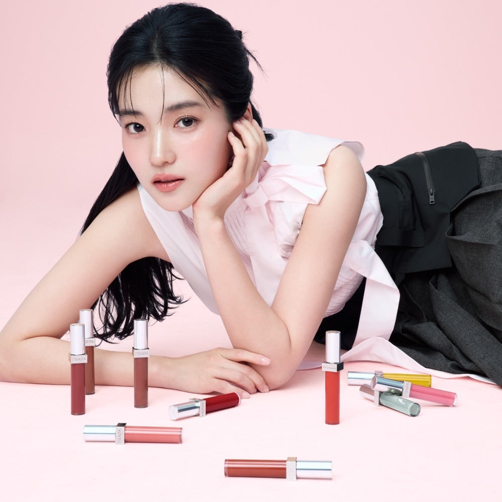 Son PRADA Reflection Glossy Liquid Balm #P259 Pixel Plum