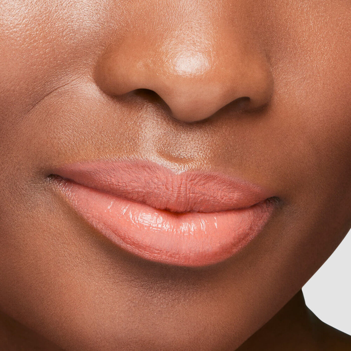 Son SHISEIDO Technosatin Gel Lipstick #402 Chatbot - Kallos Vietnam