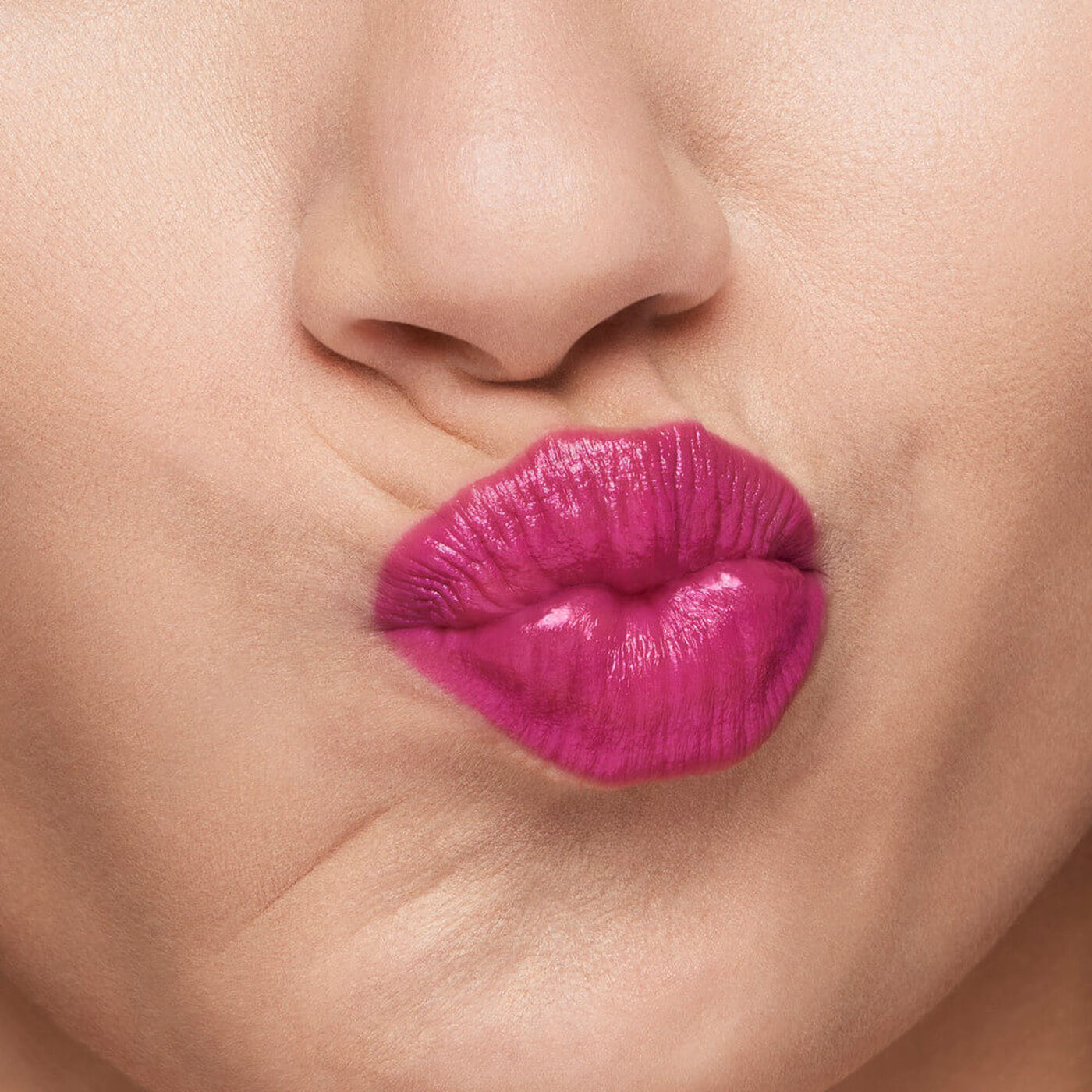 Son SHISEIDO Technosatin Gel Lipstick #422 Fuschia Flux - Kallos Vietnam