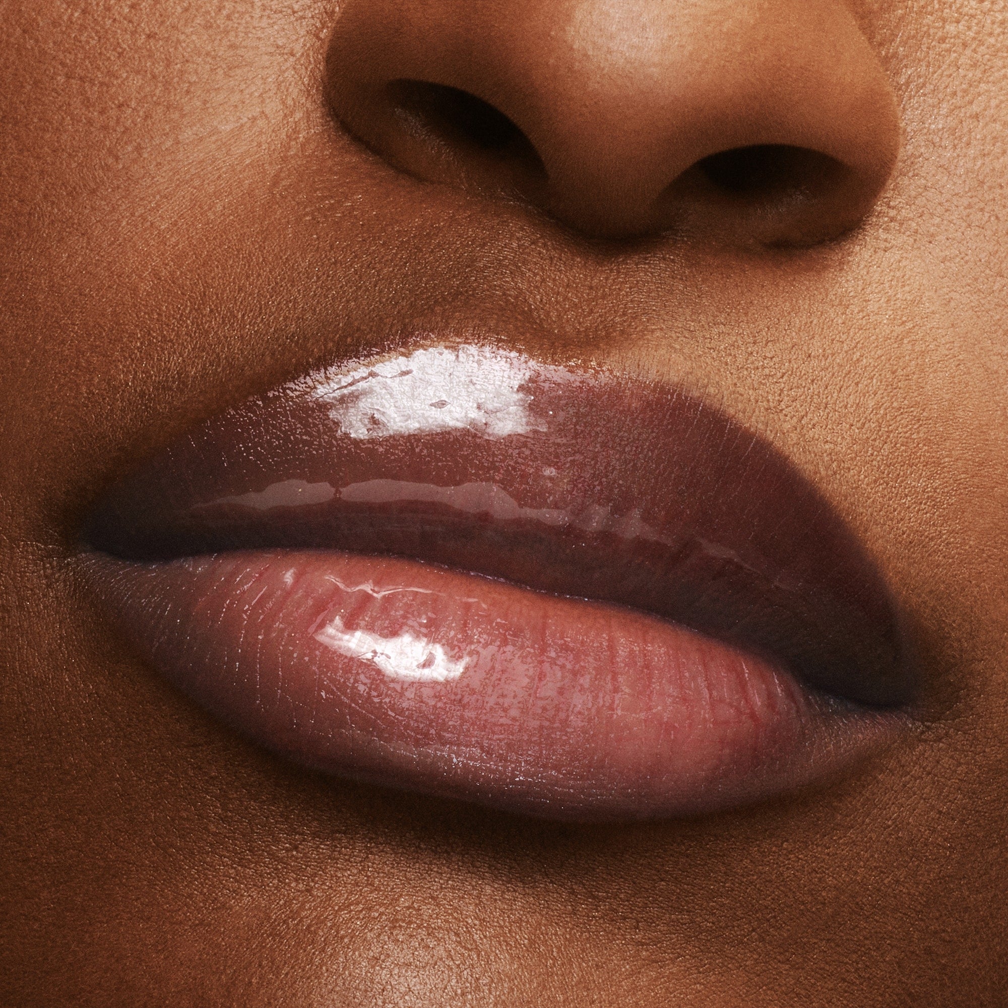Son TOM FORD Rose Exposed Rose Lip Oil Tint - Kallos Vietnam
