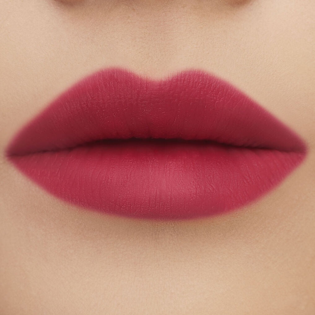 Son YSL The Inks Blur #236 Ruby Attraction