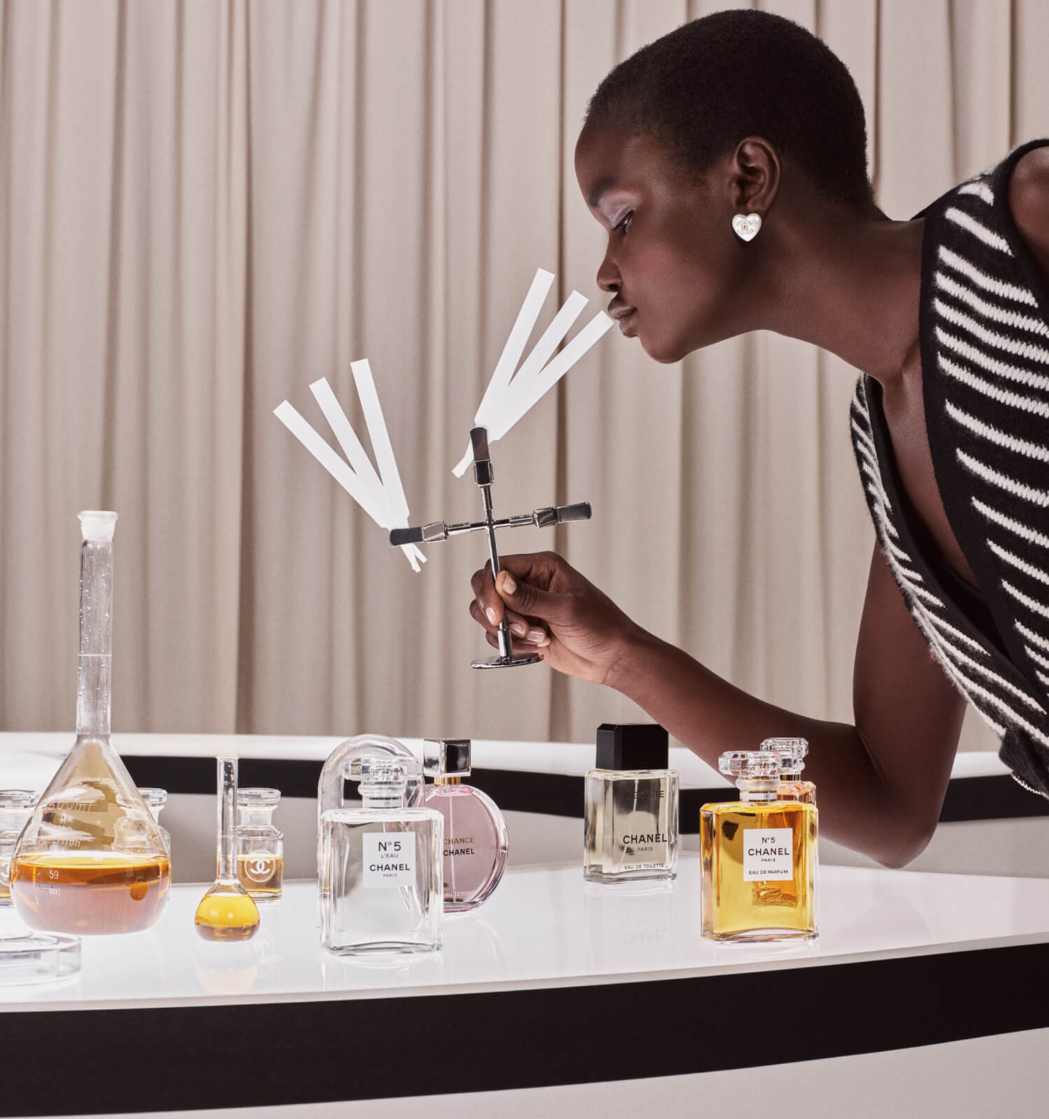 sua-duong-the-chanel-n-5-l-eau