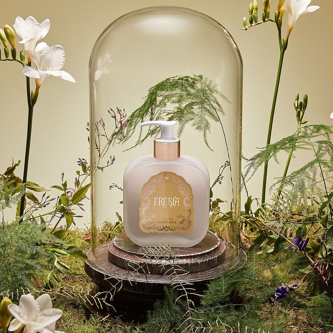 Kem Dưỡng Santa Maria Novella Fresia Fluid Body Cream