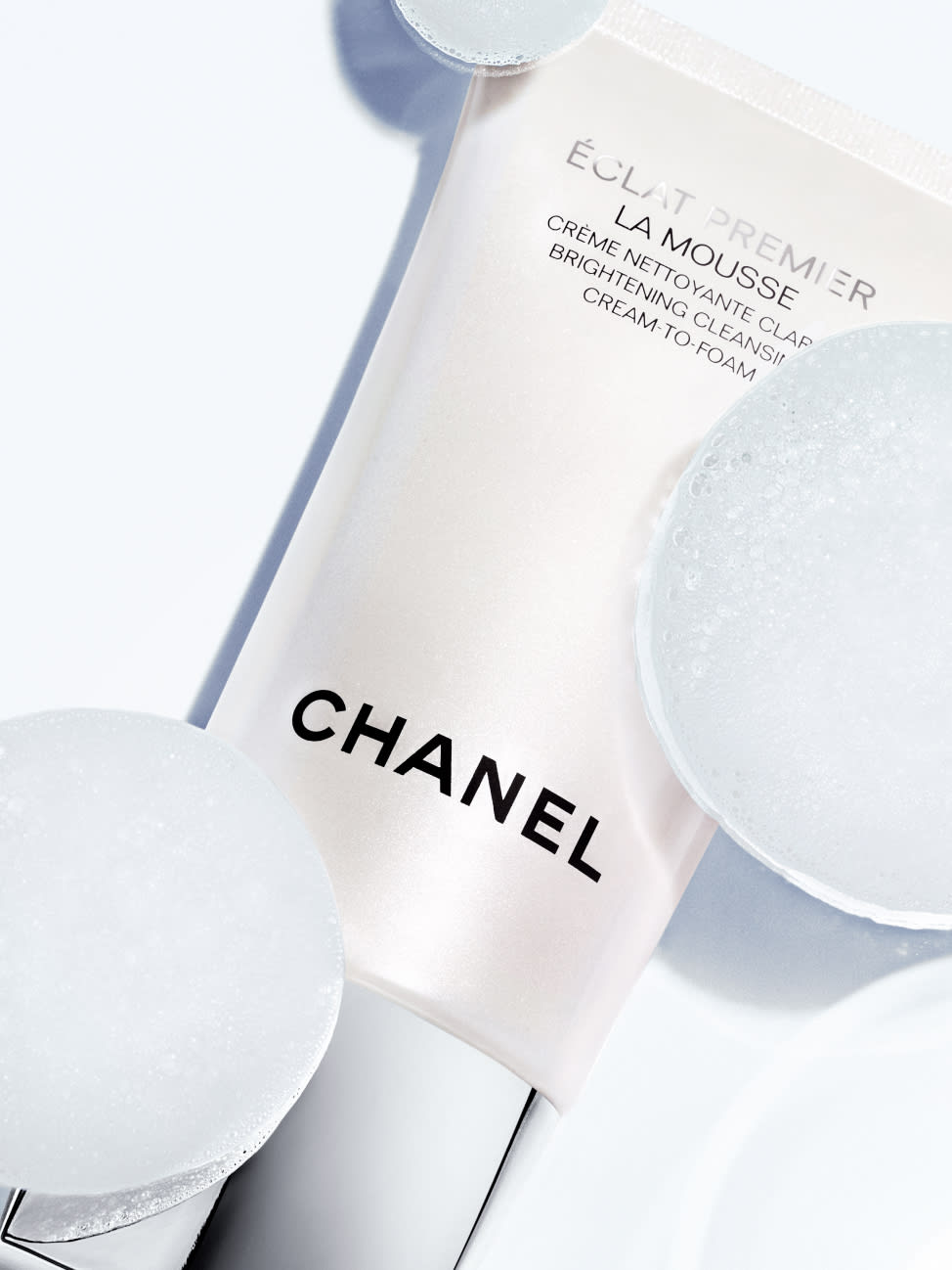 Sữa Rửa Mặt CHANEL Éclat Premier La Mousse Cleansing Cream-To-Foam