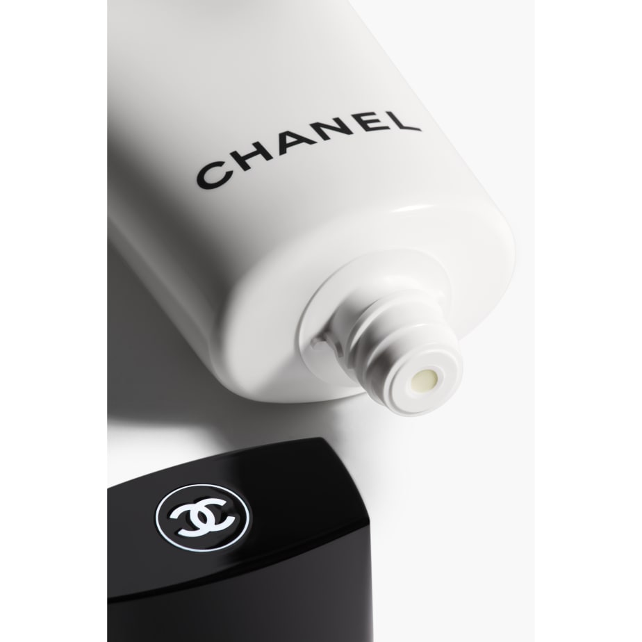 Sữa Rửa Mặt CHANEL La Mousse Anti-Pollution Cleansing Cream-to-Foam - Kallos Vietnam