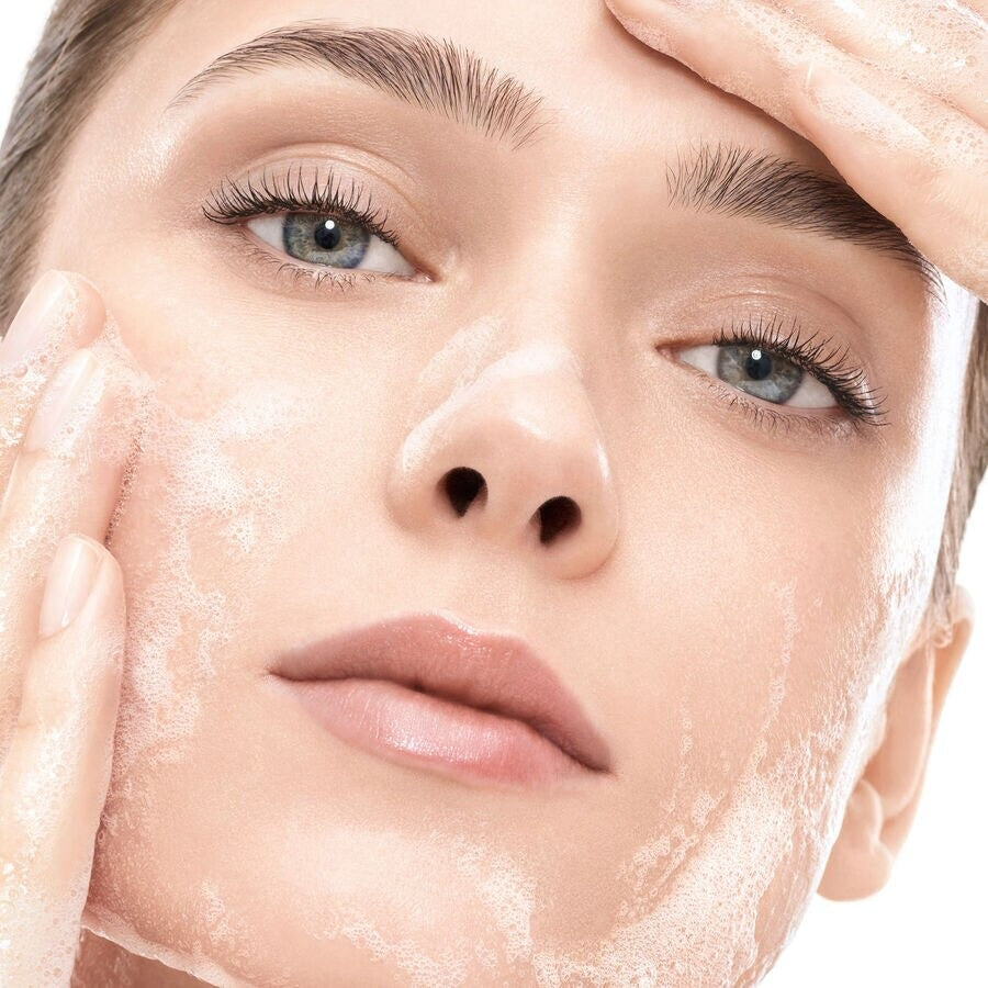 Sữa Rửa Mặt GUERLAIN Abeille Royale Cleansing Care-In-Mousse-Kallos