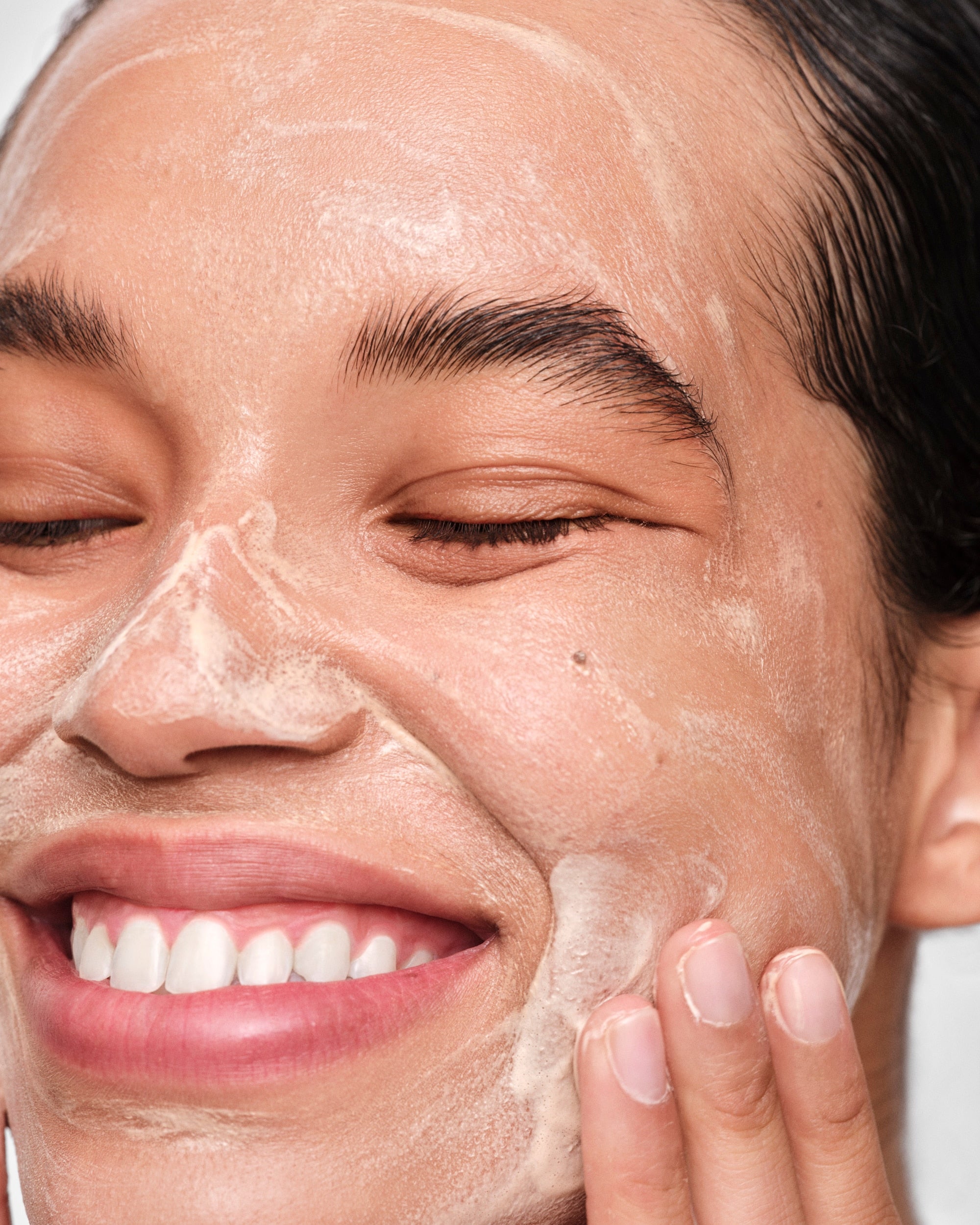 Sữa Rửa Mặt PRADA Augmented Skin - The Cleanser-Kallos