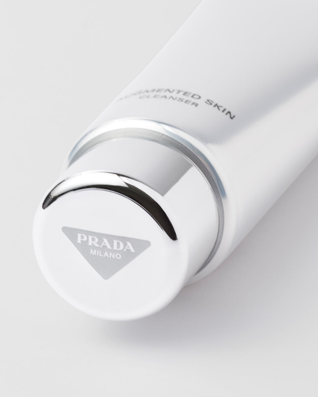 Sữa Rửa Mặt PRADA Augmented Skin - The Cleanser