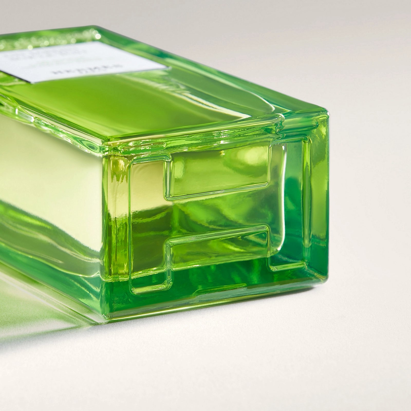 Sữa Tắm Gội HERMÈS Un Jardin sur le Toit Hair & Body Shower Gel - Kallos Vietnam
