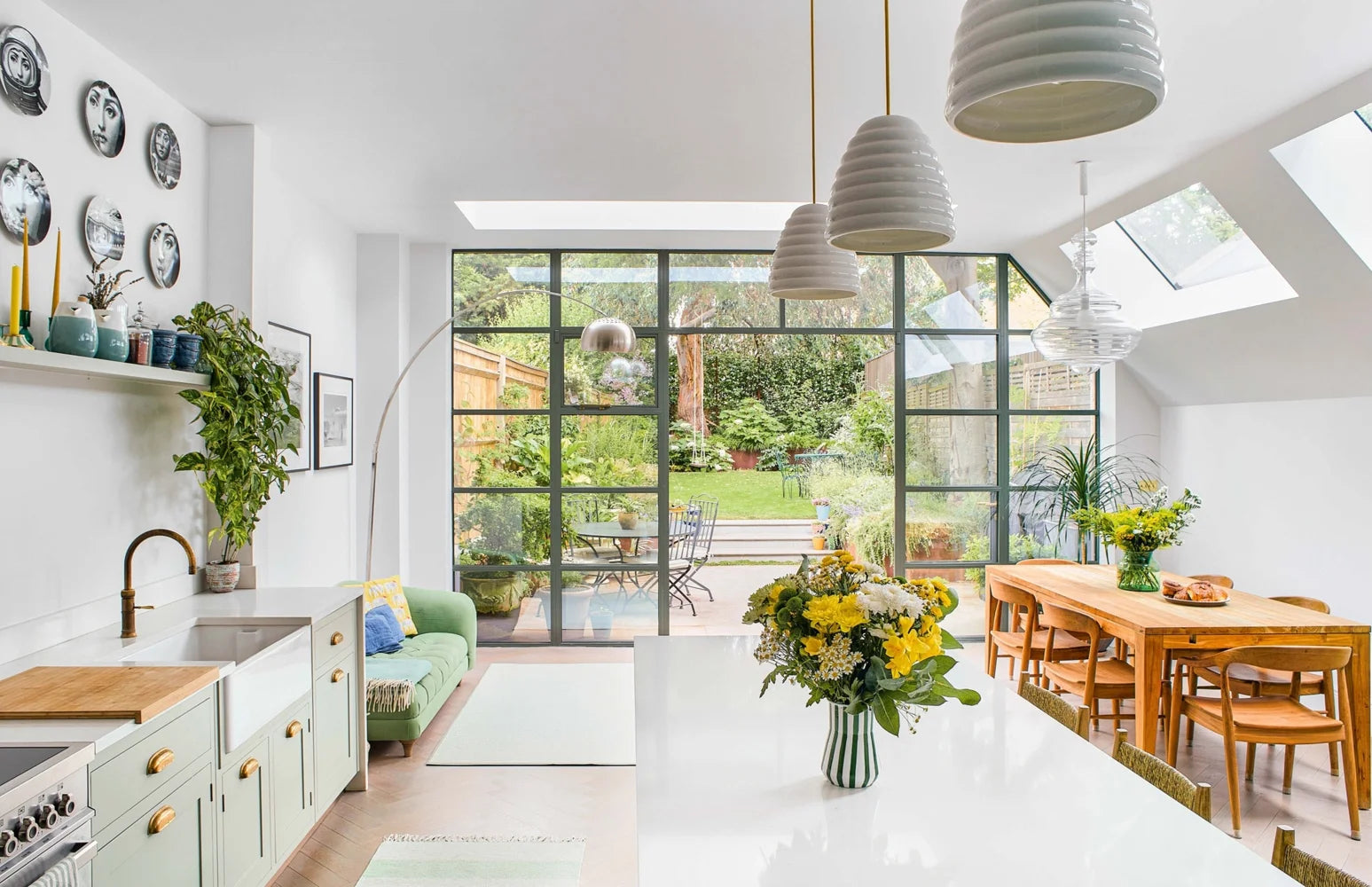 Tạp Chí 25 Beautiful Homes Magazine #April 2025-Kallos
