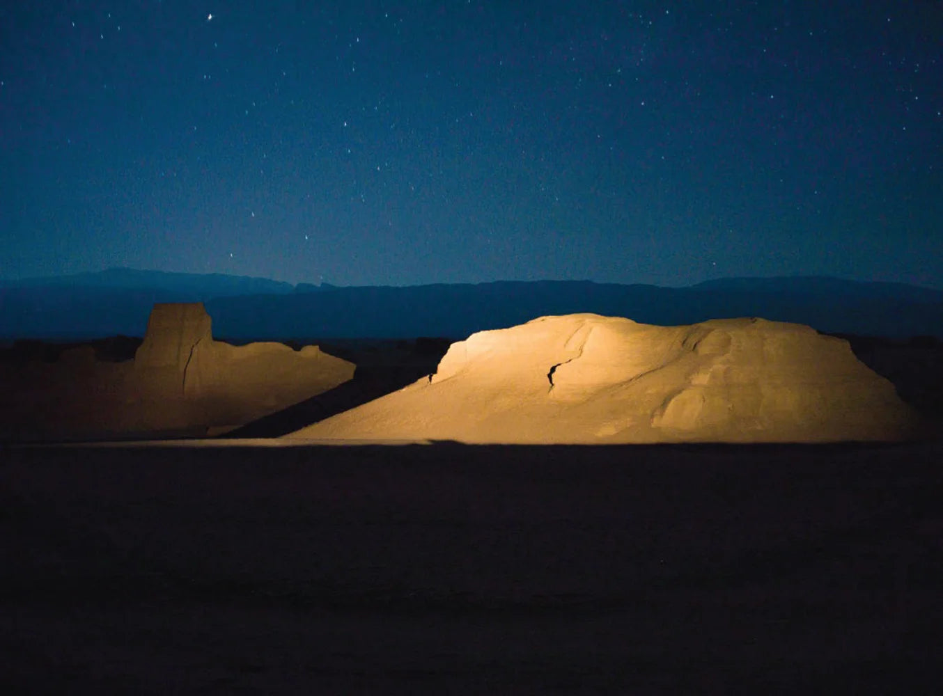 Tạp Chí Aperture Magazine #Issue 259 - Summer 2025-Kallos