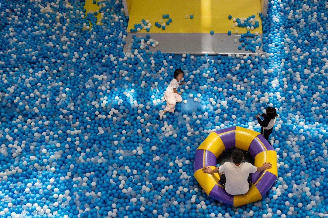 Tạp Chí Bloomberg Businessweek Magazine #December 2025