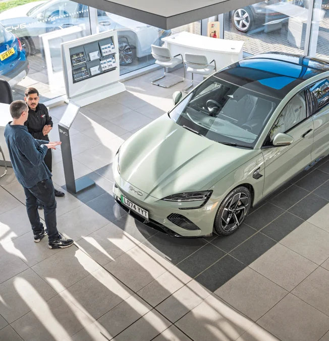 Tạp Chí CAR (UK) Magazine #November 2025-Kallos