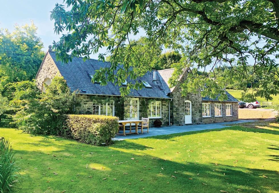 Tạp Chí Country Homes & Interiors (UK) Magazine #September 2025