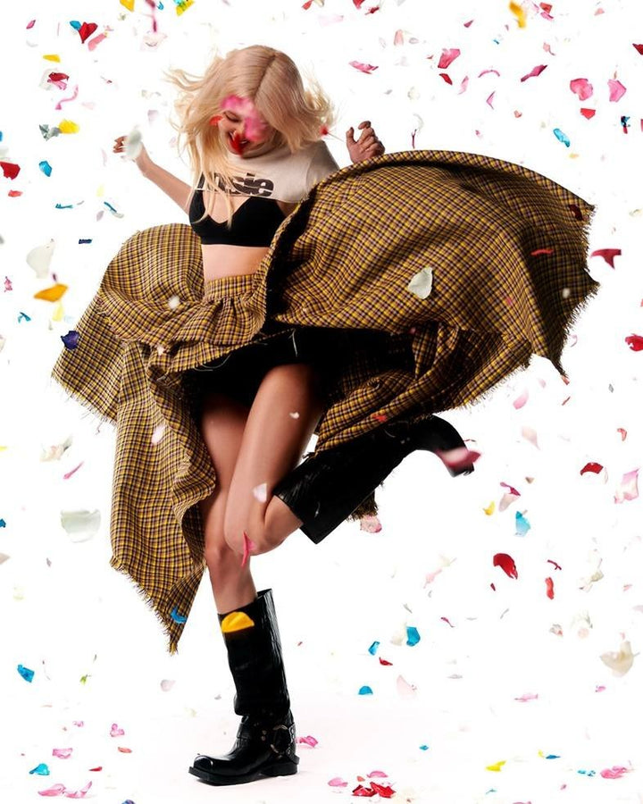 Tạp Chí DAZED (UK) Magazine 