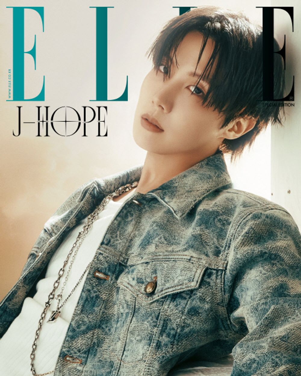 Tạp Chí ELLE (Korea) Magazine #December 2025 - J-Hope (BTS)