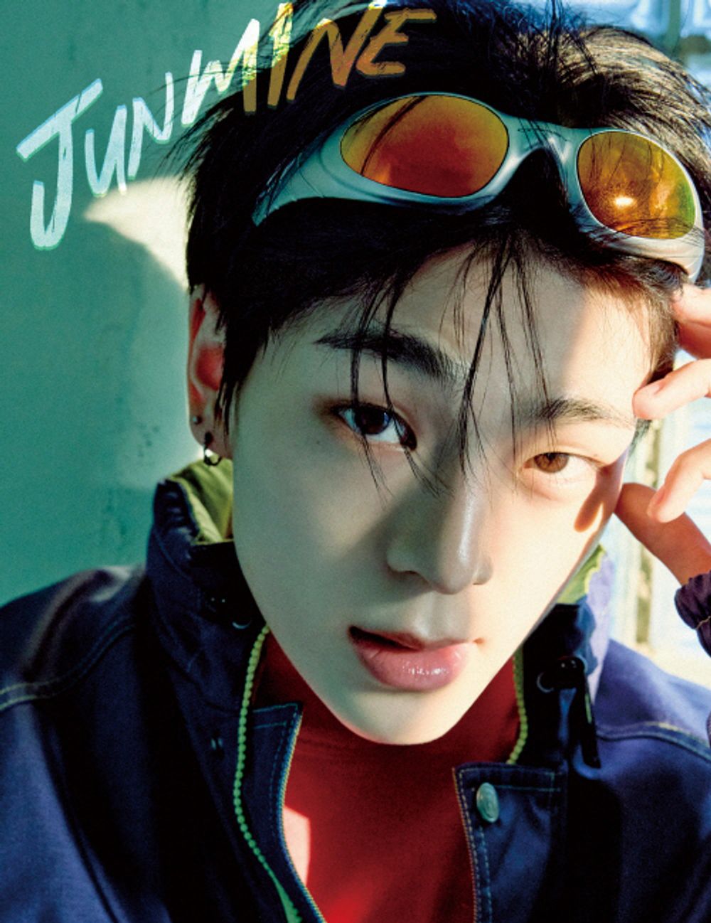 Tạp Chí ESQUIRE (Korea) Magazine #December 2025 - Kim Junmin