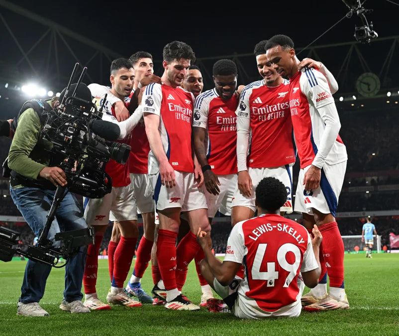 Tạp Chí FourFourTwo (UK) Magazine #Season Preview 2025