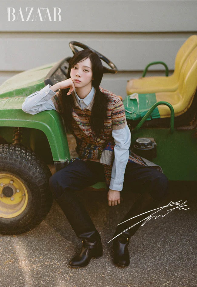 Tạp Chí Harper's Bazaar (Korea) Magazine #October 2025 - WINTER (Aespa)-Kallos