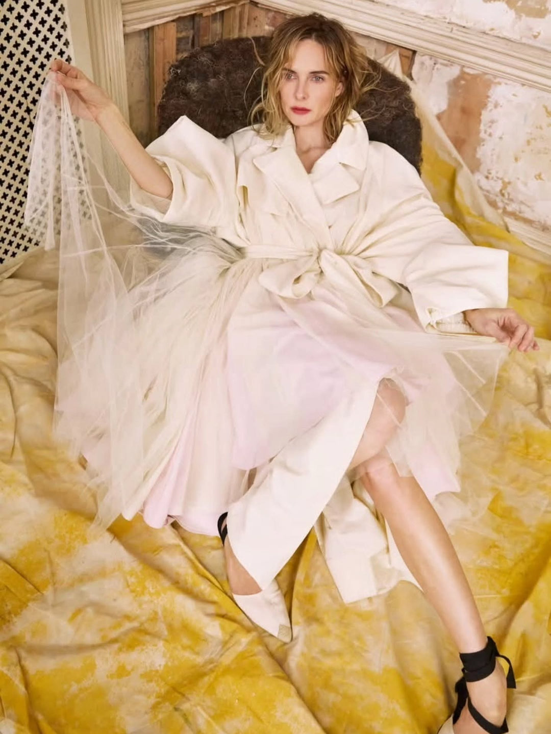 Tạp Chí Harper's Bazaar (UK) Magazine #March 2026 - Rebecca Ferguson