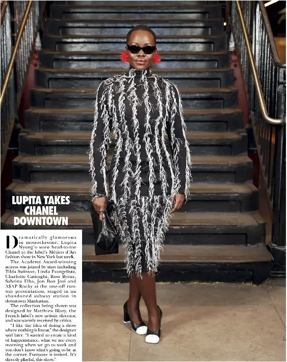 Tạp Chí Hello (UK) Magazine #December 2025