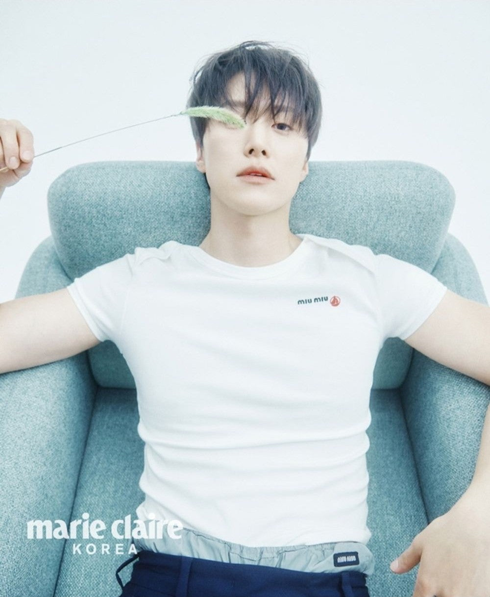 Tạp Chí Marie Claire (Korea) Magazine #May 2025 - Park Bo-Gum-Kallos