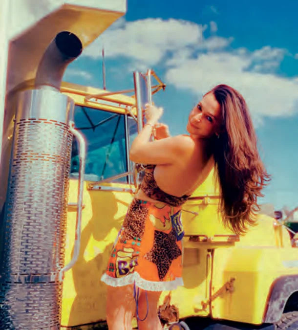 Tạp Chí Record Collector Magazine #Issue 578 / CHRISTMAS 2025