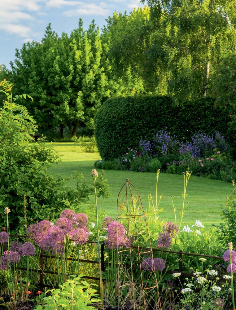 Tạp Chí The English Garden (UK) Magazine #June 2025-Kallos
