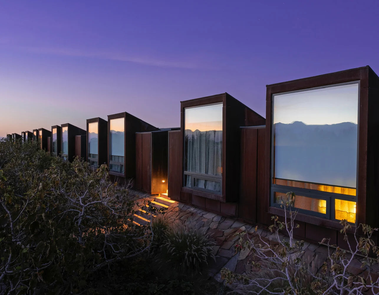 Tạp Chí TRAVEL+LEISURE Magazine #July 2025-Kallos