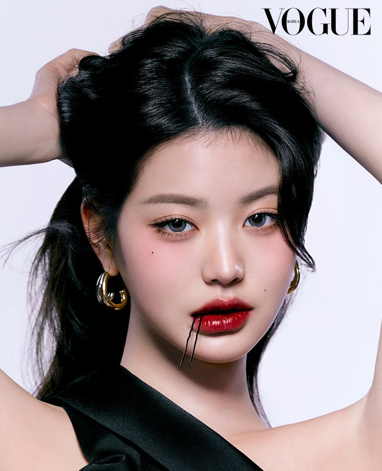 Tạp Chí VOGUE (Korea) Magazine #April 2025 - Kallos Vietnam