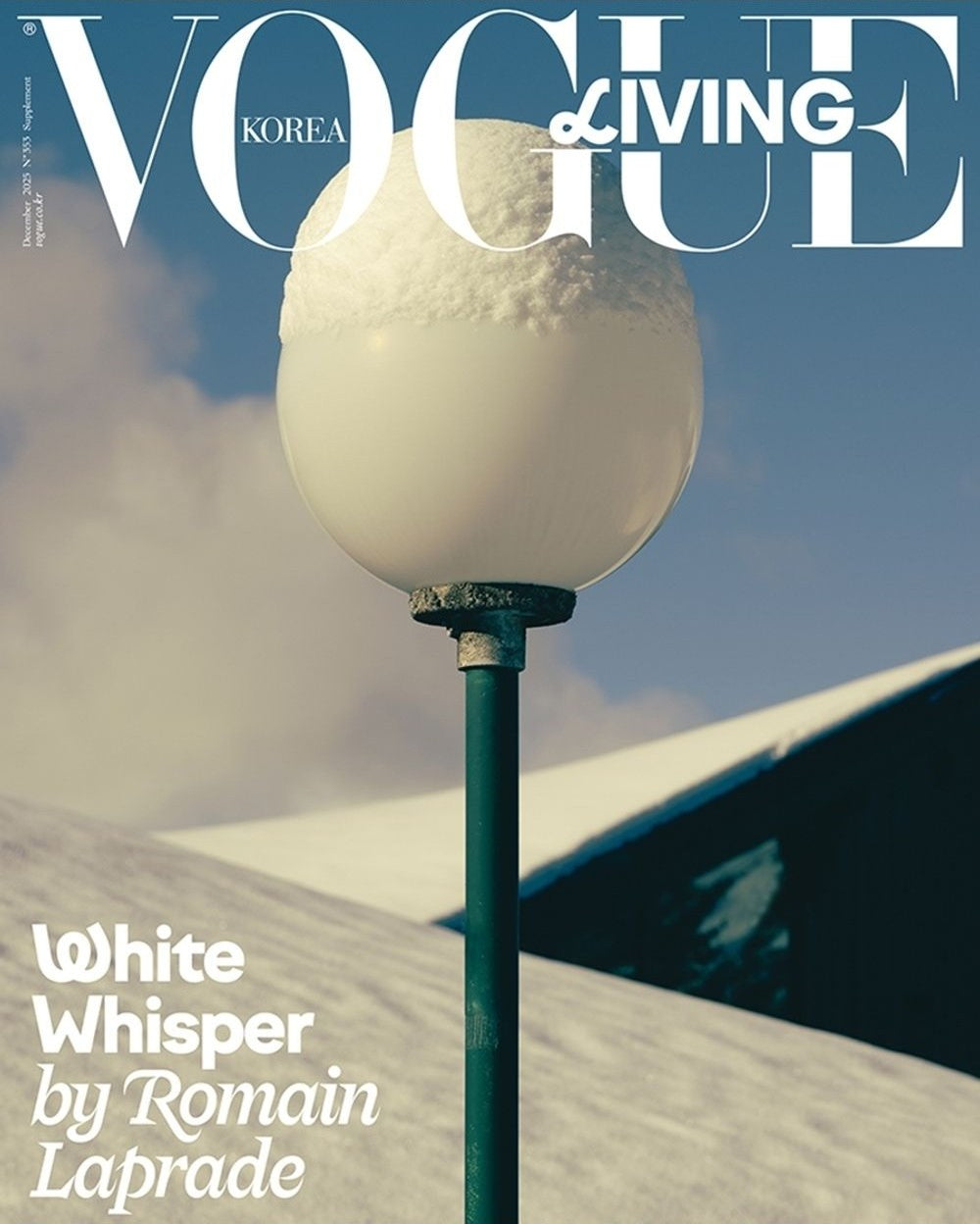 Tạp Chí VOGUE (Korea) Magazine #December 2025 - Jung Ho-yeon-Kallos
