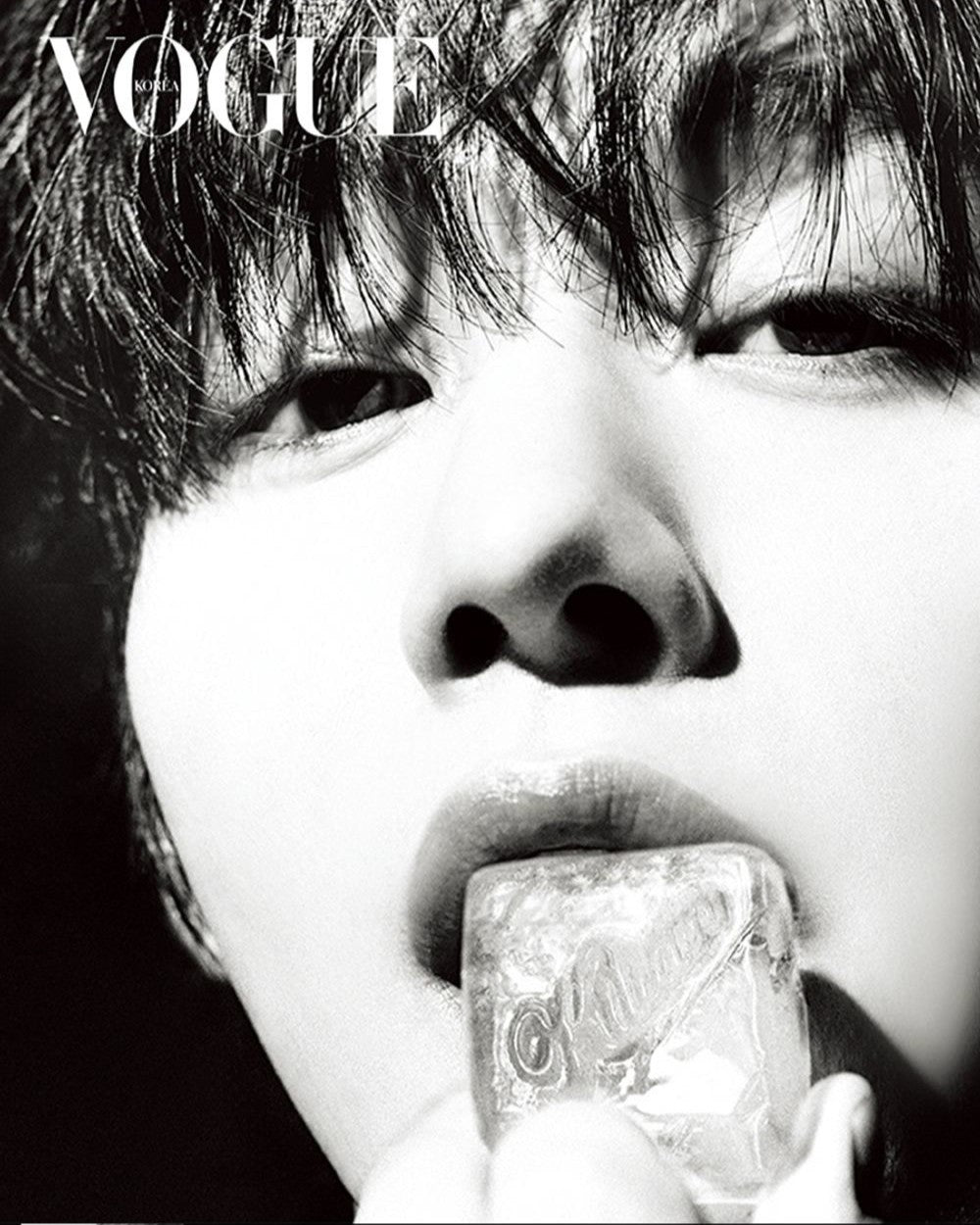 Tạp Chí VOGUE (Korea) Magazine #September 2025 - Edie Campbell
